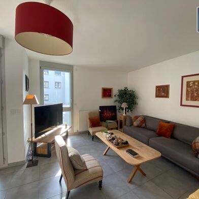 Appartement 4 pièces 1000 €