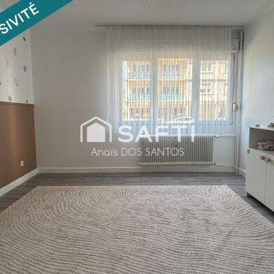 Appartement 4 pièces 130000 €