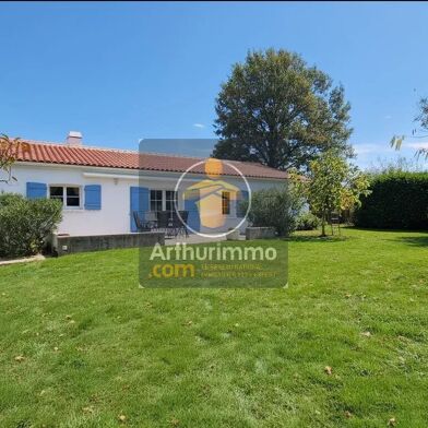 Maison 5 pièces 241500 €