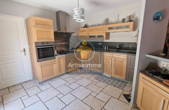 A 5 minutes de Challans, maison de qualité 4 chambres avec 1000m² — photo 4