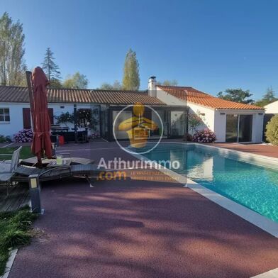 Maison 6 pièces 362000 €