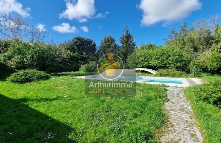 Charmante longère atypique en pierre de 107m² avec piscine et dépendances — photo 2