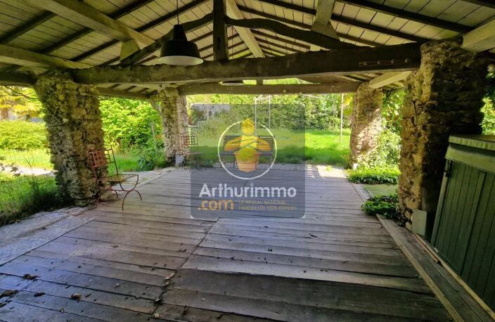 Charmante longère atypique en pierre de 107m² avec piscine et dépendances — photo 3