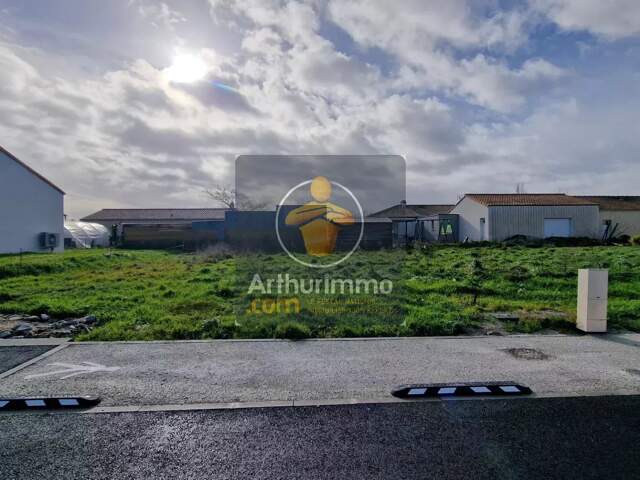 À Bois-De-Céné, en impasse terrain426m² — photo du bien