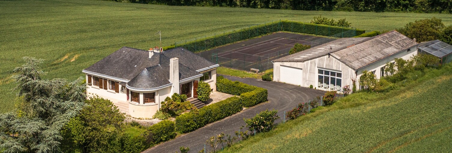 Maison 10 Pièces 130 m² à vendre à Mauges-sur-Loire (49410)