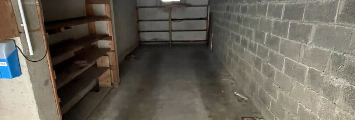 Garage  30 m² à louer à Marseille 6 (13006)