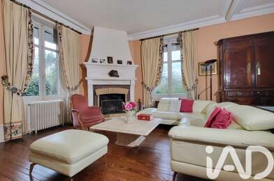 Maison 12 pièces 810000 €