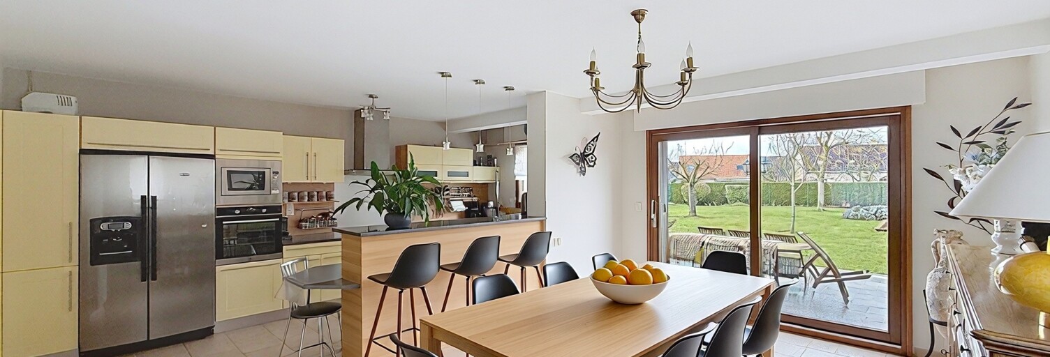 Maison 7 Pièces 165 m² à vendre à Roost-Warendin (59286)