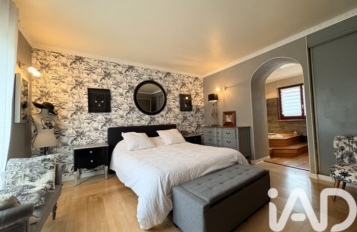 Vente Maison/villa 7 pièces — photo 2