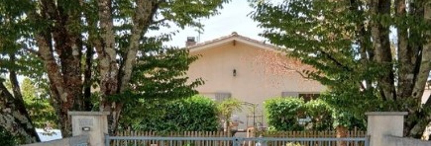 Maison 4 Pièces 100 m² à louer à Saint-Ciers-d'Abzac (33910)