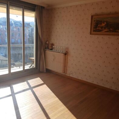 Appartement 2 pièces 415 €