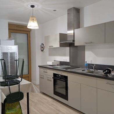 Appartement 1 pièces 450 €