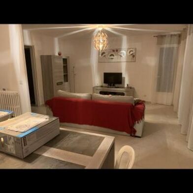 Appartement 3 pièces 1300 €