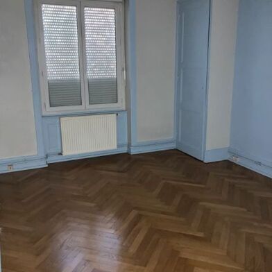 Appartement 3 pièces 1050 €