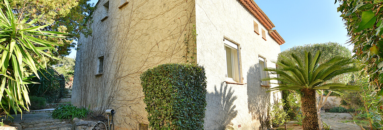 Maison 5 Pièces 149 m² à vendre à Carqueiranne (83320)