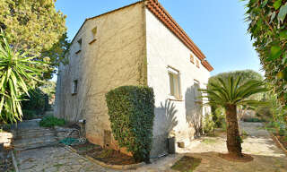 Maison 5 Pièces 149 m² à vendre à Carqueiranne (83320)