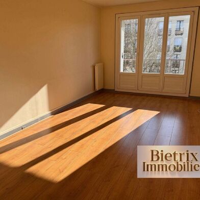 Appartement 3 pièces 215000 €