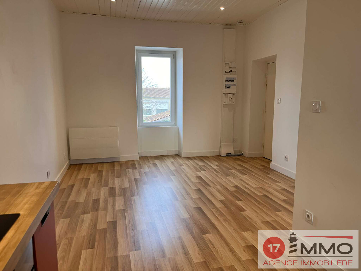 Appartement  T1 à louer Croix-Chapeau 17220