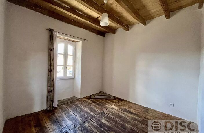 Exclusivité – Maison de village avec sous-sol complet — photo 5