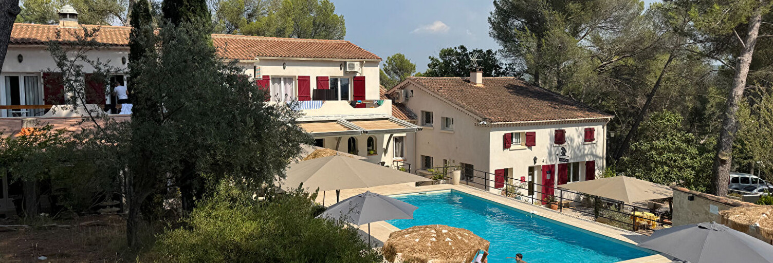 Immeuble  1400 m² à vendre à Aix-en-Provence (13090)