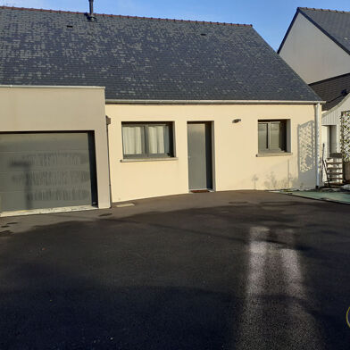 Maison 3 pièces 890 €