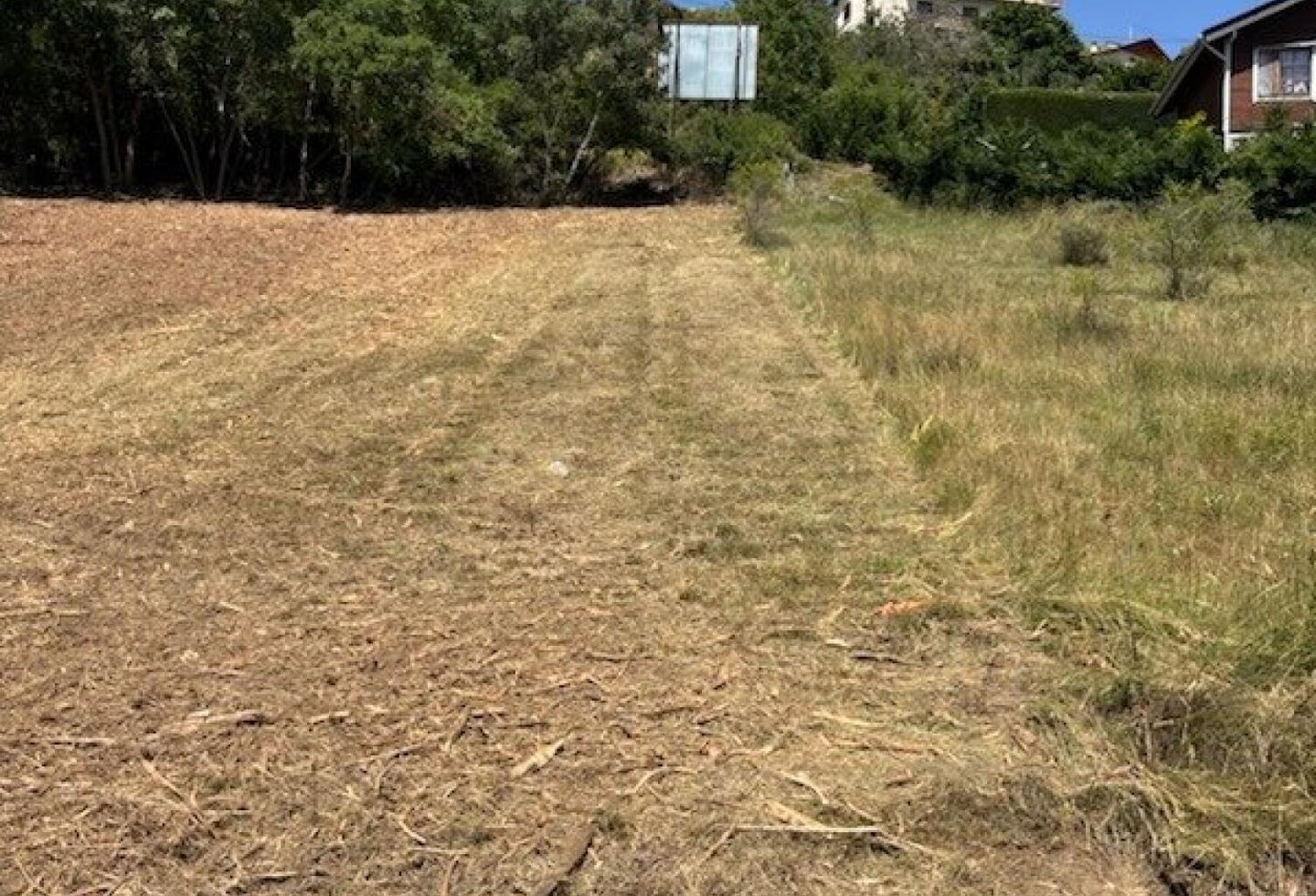 Estavar - Joli terrain avec permis de construire en cours de validité — photo 1