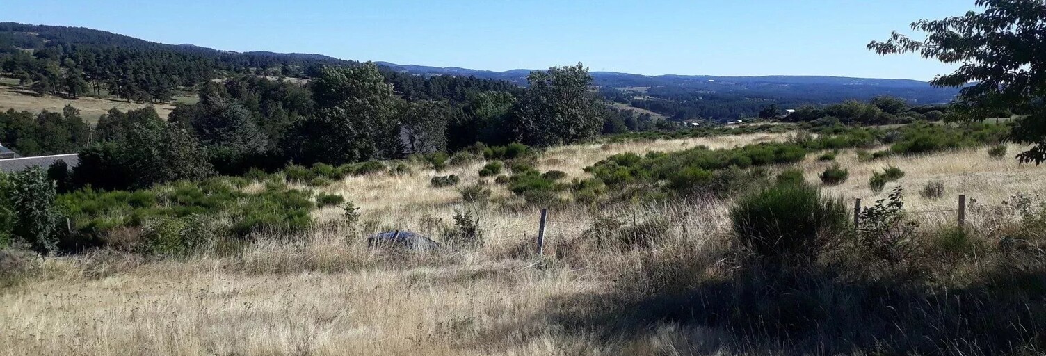 Terrain  1600 m² à vendre à Saint-Denis-en-Margeride (48700)