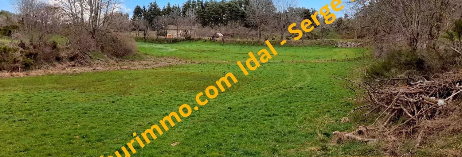 Terrain  1460 m² à vendre à Les Laubies (48700)