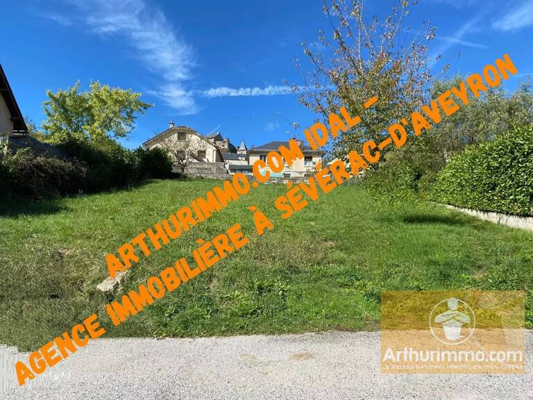 TERRAIN CONSTRUCTIBLE 496 M² — photo 1