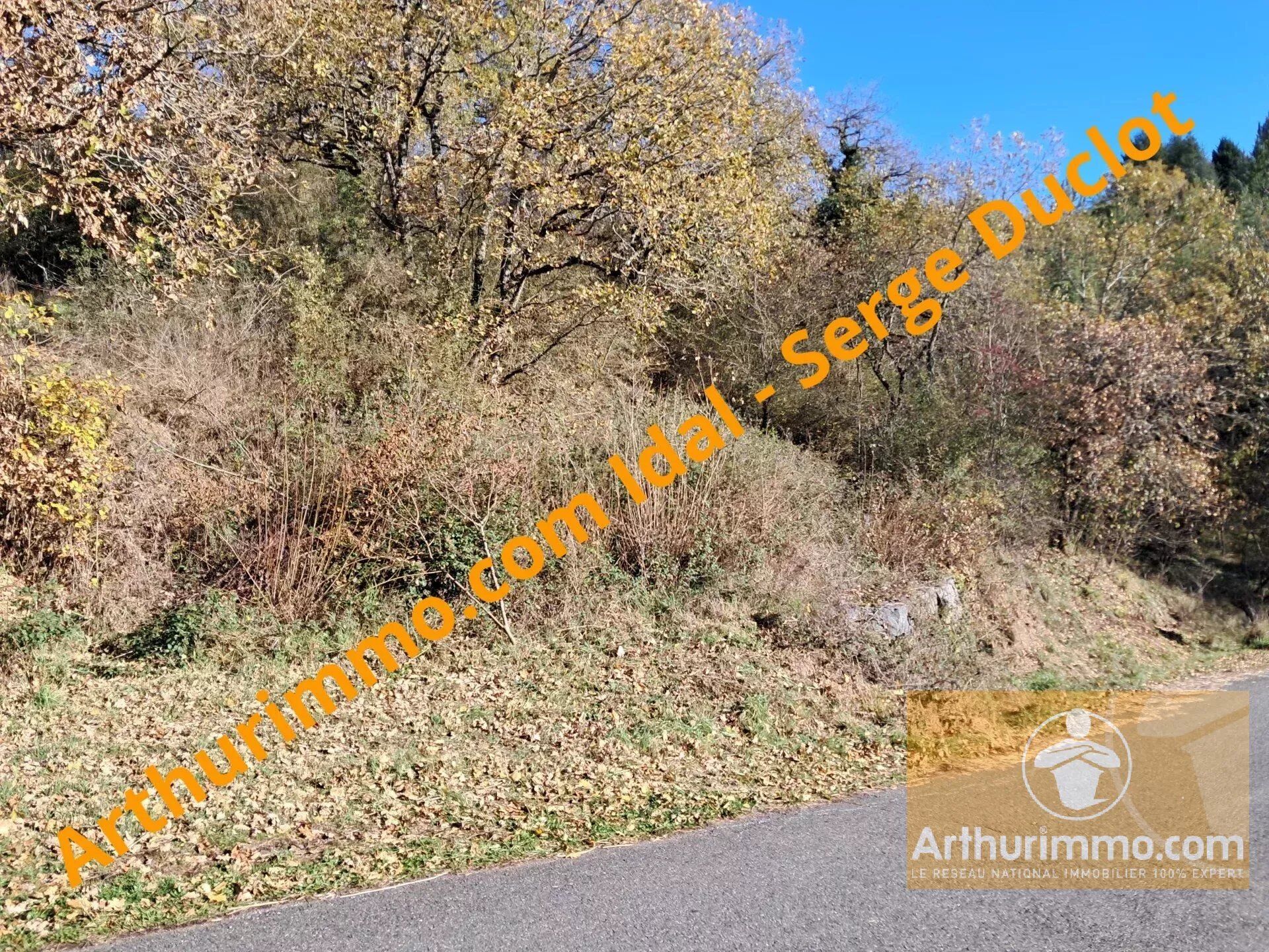 Vente Terrain 651 m2 à La Canourgue · 21 000 €