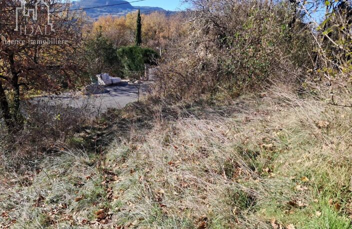 TERRAIN CONSTRUCTIBLE 651 m² — photo 5