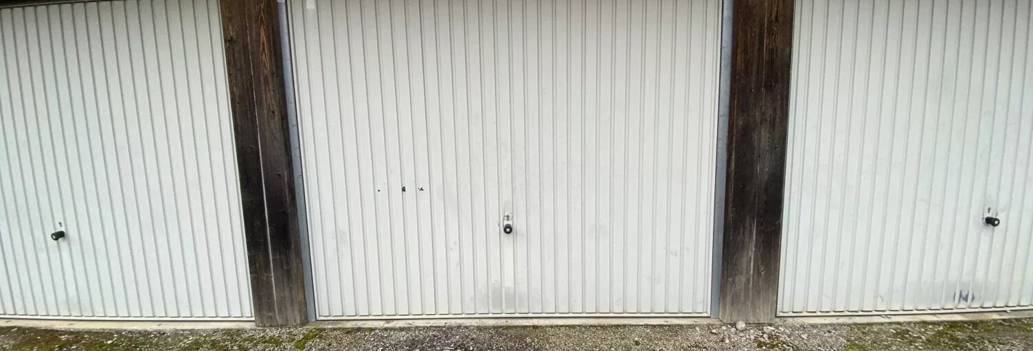 Garage  16 m² à louer à Sévérac d'Aveyron (12150)