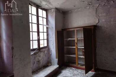 Maison  62000 €