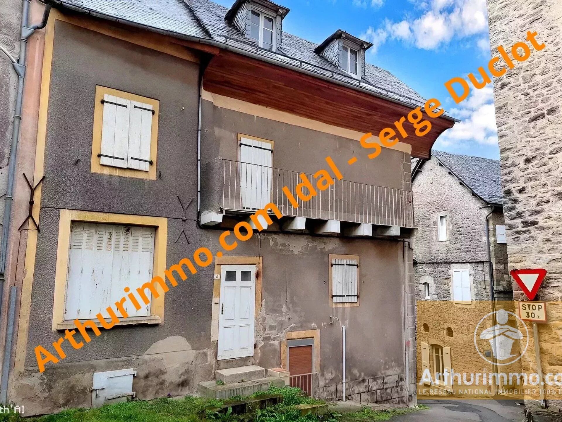 Maison 5 pièces 117 m² · à Sévérac-d'Aveyron · 117 m² · 54 000 €