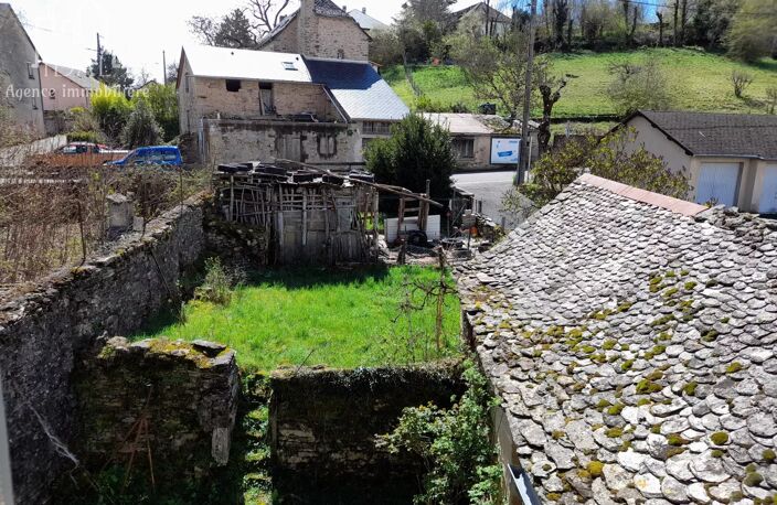 Maison de village à rénover avec jardin — photo 2