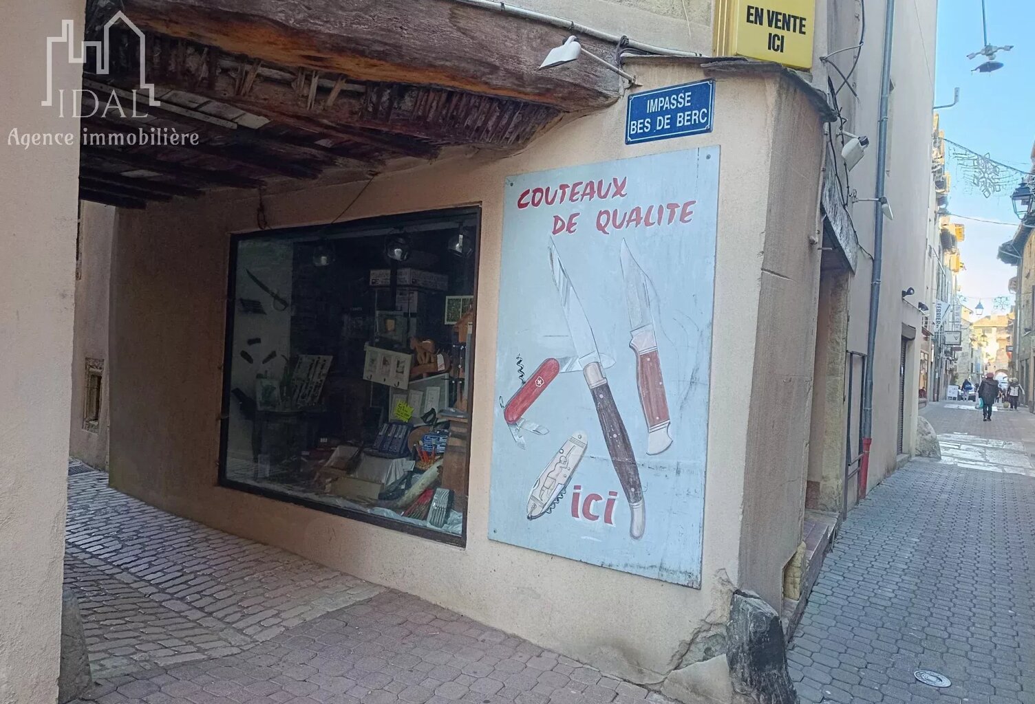 IMMEUBLE — photo 1