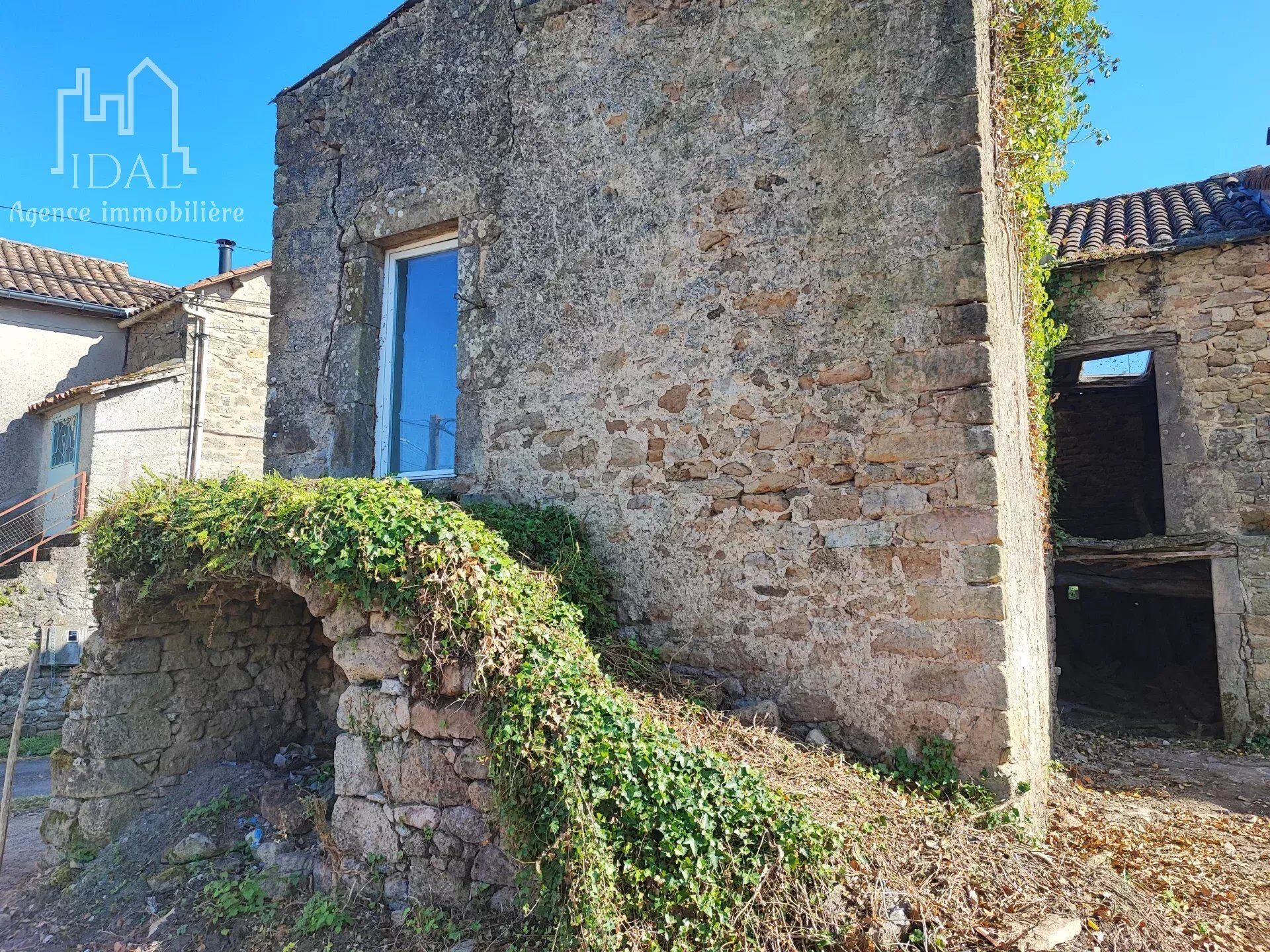 Maison 4 pièces 110 m² · à Les Costes-Gozon · 110 m² · 49 000 €