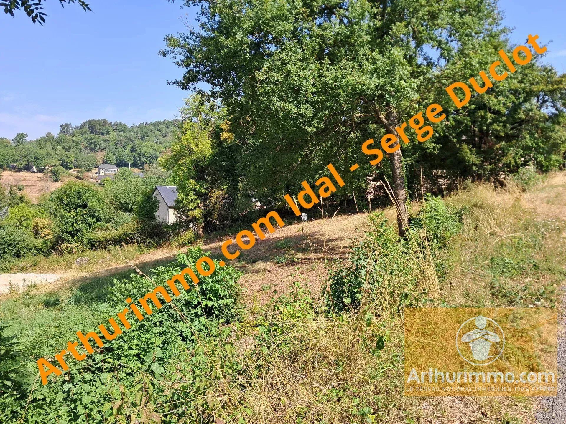 Vente Terrain 800 m2 à La Canourgue · 60 000 €
