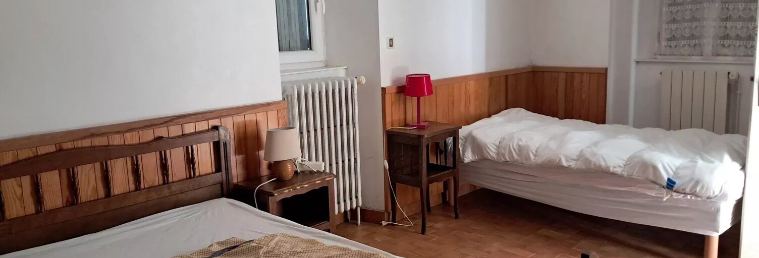 Maison 12 Pièces 226 m² à vendre à Saint-Pierre-de-Nogaret (48340)