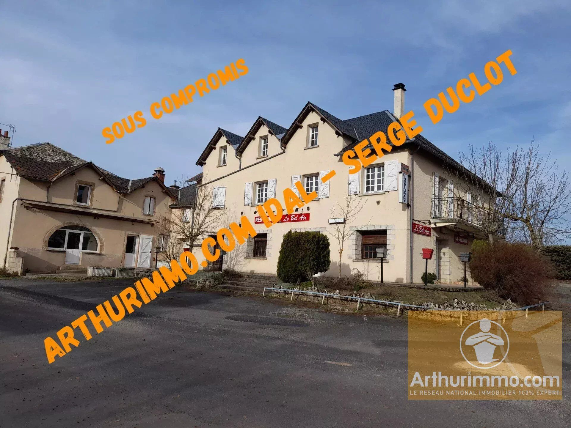 Maison 5 pièces 597 m² · à Verrières · 597 m² · 168 000 €