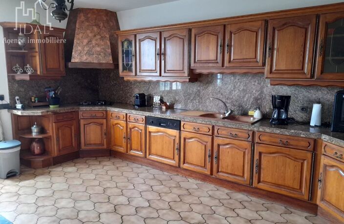 Ensemble immobilier proche de la A75 — photo 2