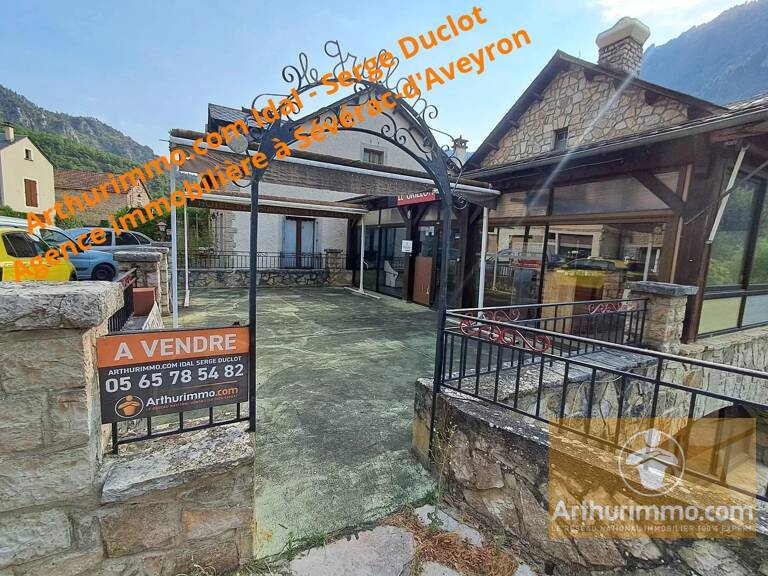Immeuble de caractère avec accès direct au Tarn – Fort potentiel touristique ! — photo 1
