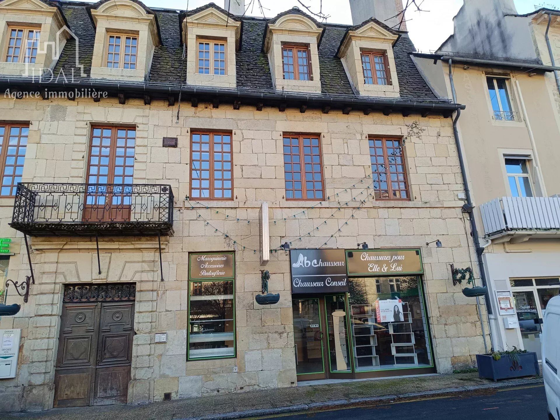 Immeuble 142 m² · à Marvejols · 142 m² · 195 000 €