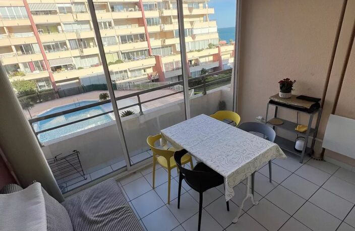 T2 vue mer et piscine — photo 4