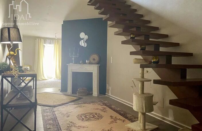 Spacieux duplex en plein cœur de Sévérac d'Aveyron — photo 2