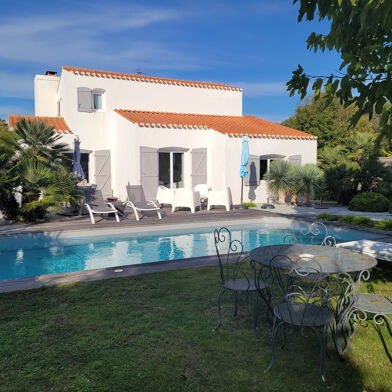 Maison 6 pièces 598000 €