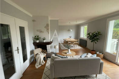 Appartement 3 pièces 730 €