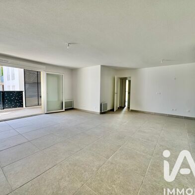 Appartement 3 pièces 219200 €