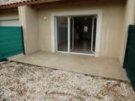 A Louer - appartement à Chateauneuf-Les-Martigues T3 de 62.40 m2, avec 2 places de stationnement, jardinet — photo 3