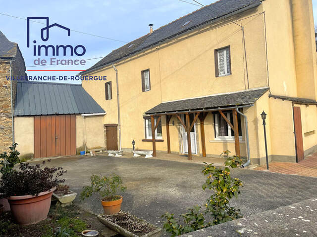 Corps de ferme sur 2ha22de terrain proche Rieupeyroux — photo du bien